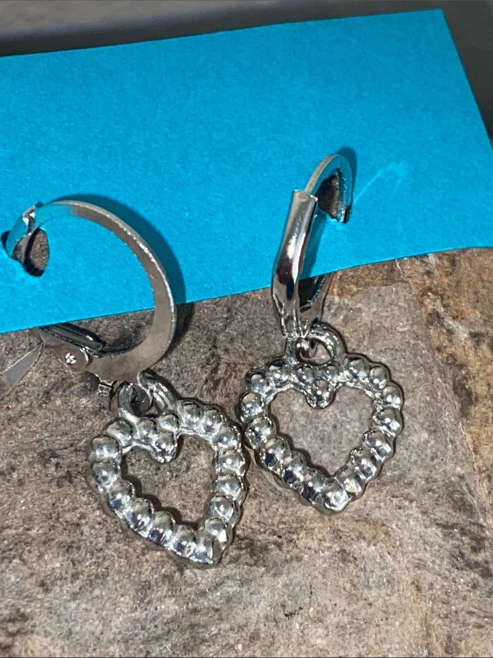 5/$10❤️❤️❤️NEW Silver Tone Zinc Alloy Heart Stud Lever Back Earrings